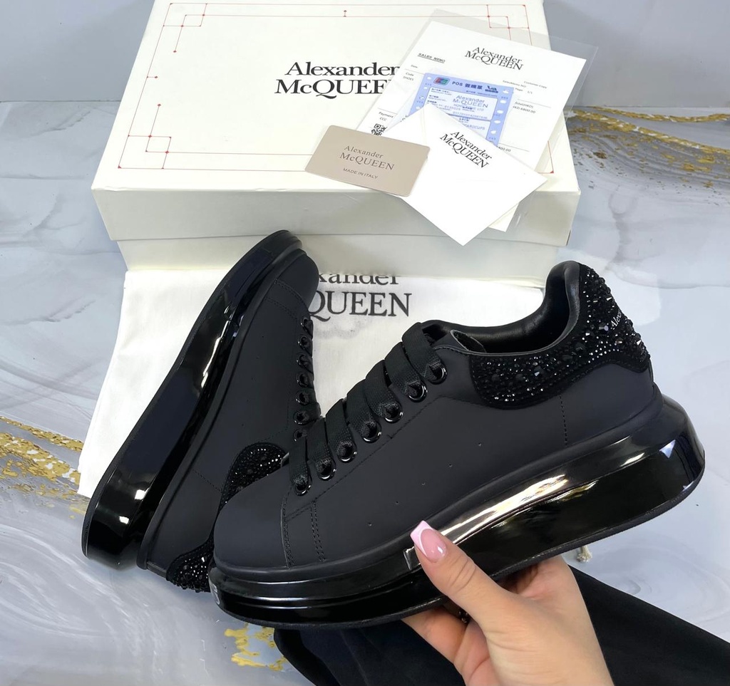 Alexander Mcqueen Negro Talon Perlado
