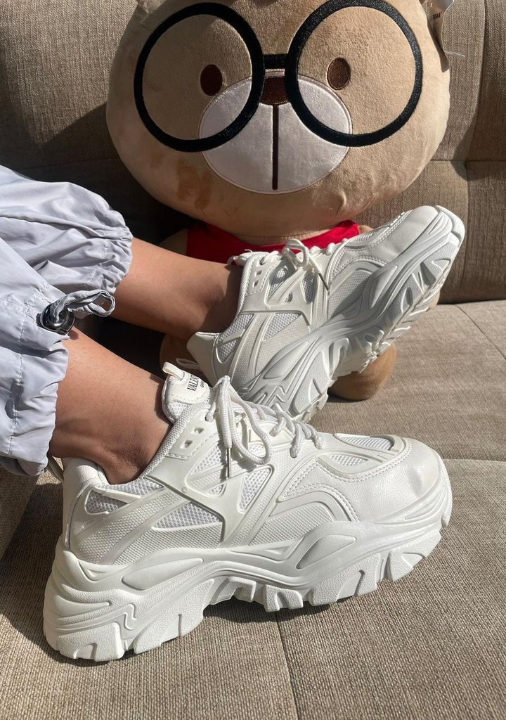 Valentino Tela