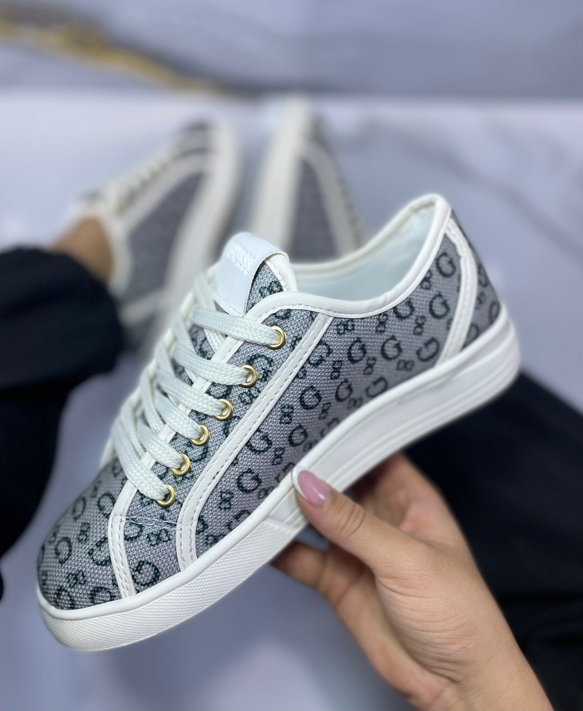 Guess Gris Letras