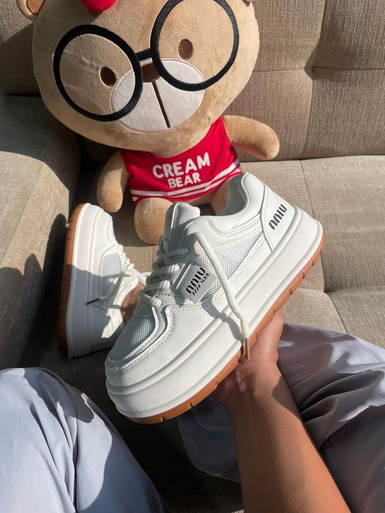 Supreme Miu Miu plataforma