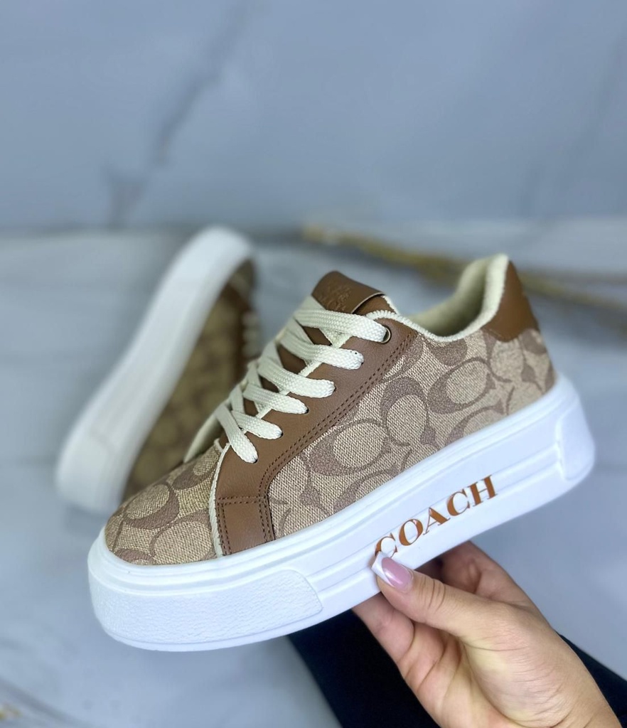 Coach Plataforma Cafe Letras