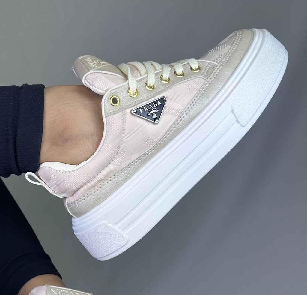 Prada Palo Rosa