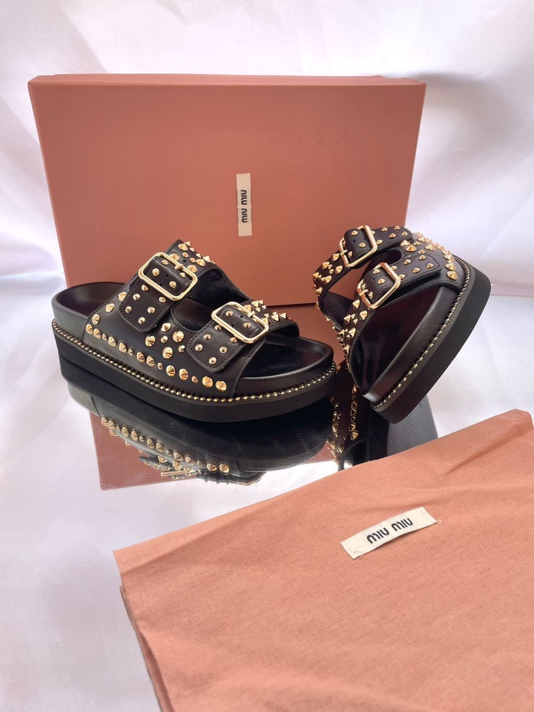Miu Miu Sandalia Negro Perlas 