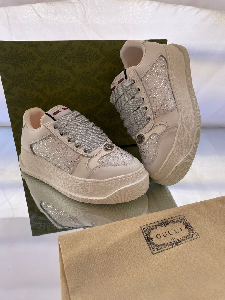 Gucci Blanco Perlas