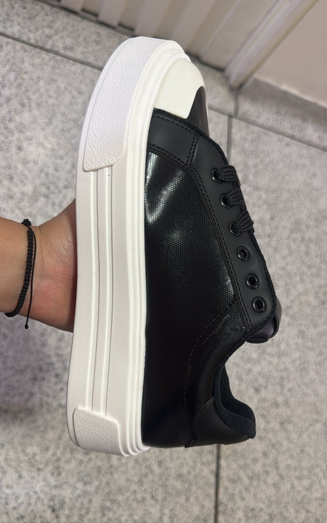 Gucci Plataforma Negro Cuero