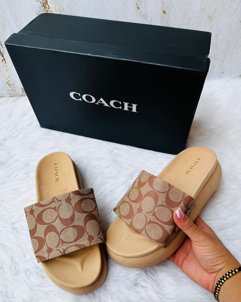 Coach Sandalia Cafe 