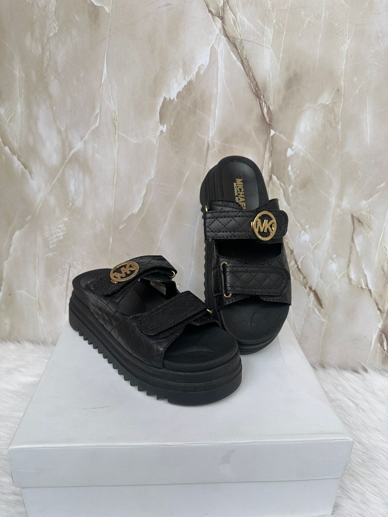 Sandalia Michael Kors Negro Plataforma 
