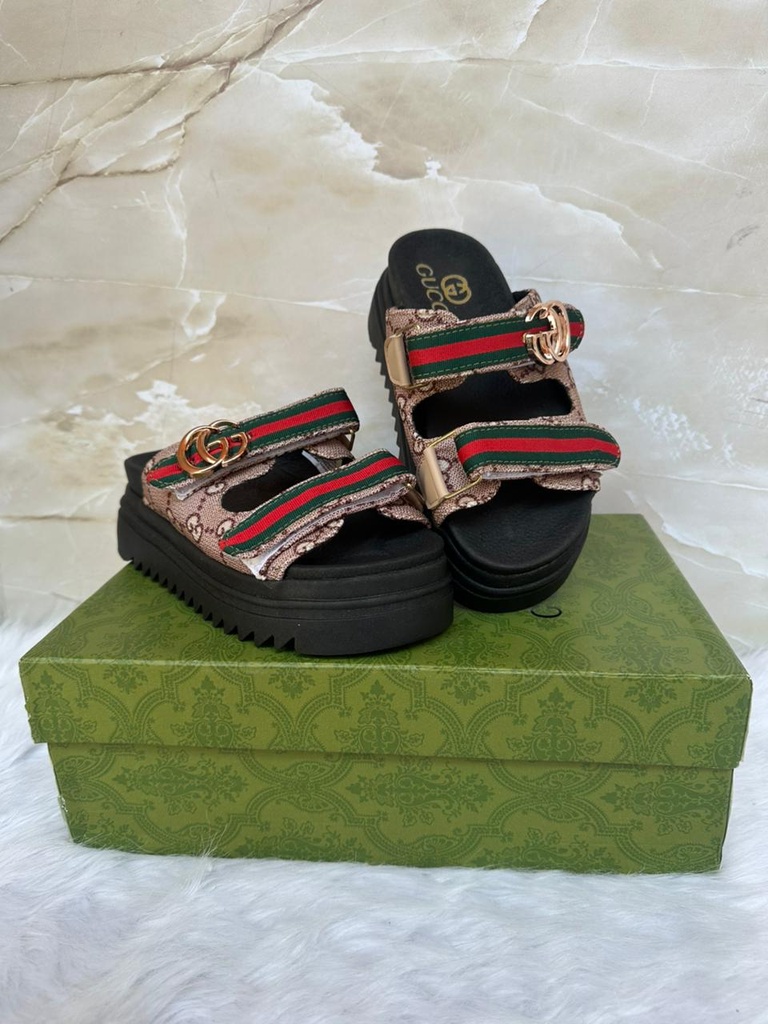 Sandalia Gucci Correa Colores Negro