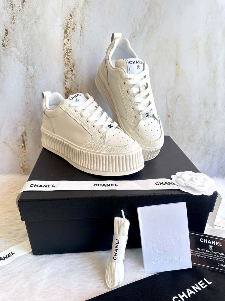 Chanel Platform A23 Blanco