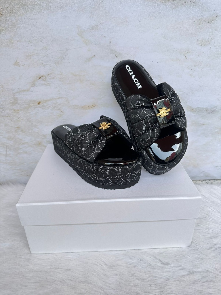 Sandalia Coach Plataforma Negro Charol
