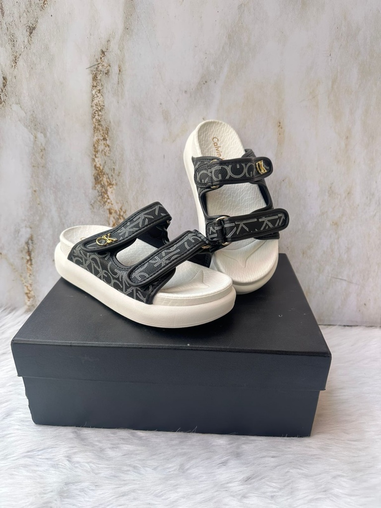 Sandalia Calvin Klein Negro Blanco