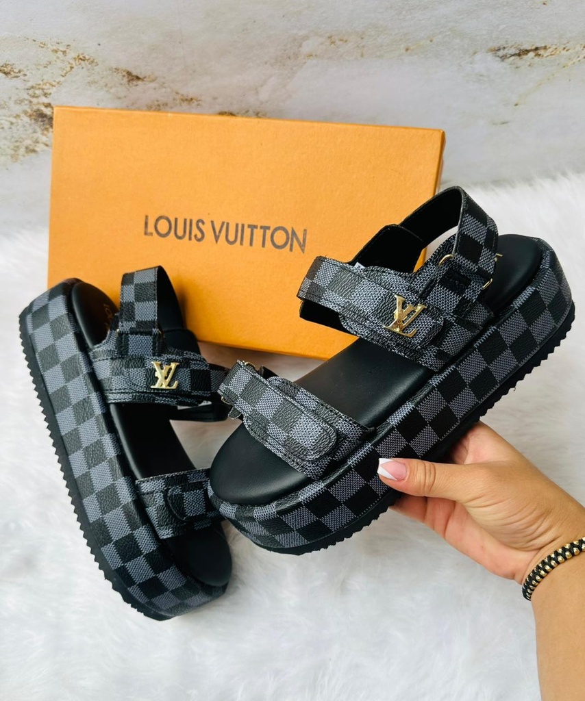 Sandalia Louis Vuitton Negro Plataforma Forrada 