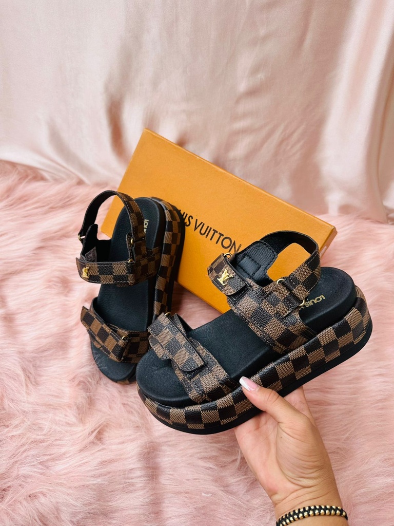 Sandalia Louis Vuitton Cuadro Plataforma 1