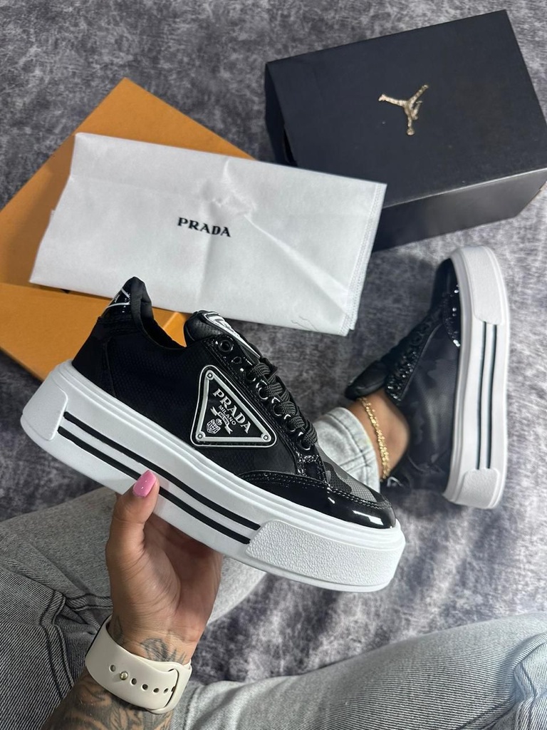 Prada Camuflado Negro
