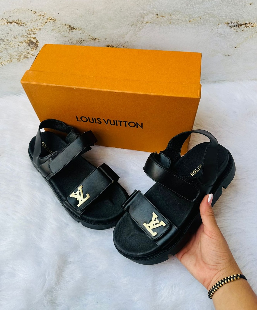 Louis Vuitton Sandalia Negro Dorado CH1