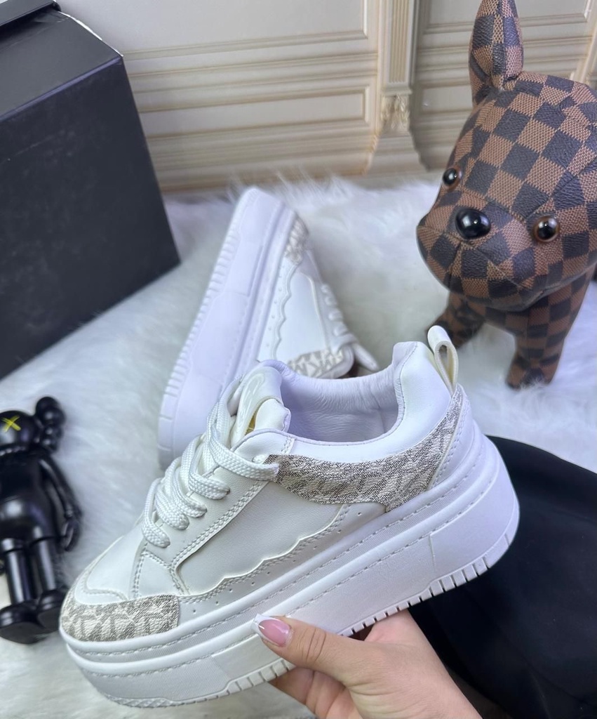 Michael Blanco Beige MK1