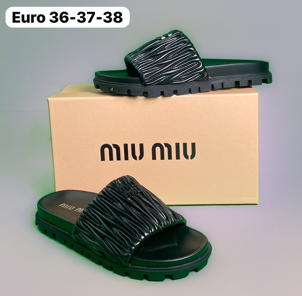Miu Miu Sandalia Negro