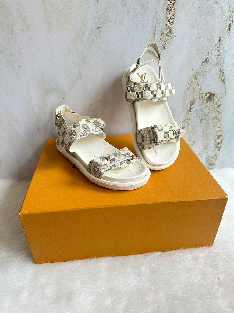 Sandalia Louis Vuitton Gris Cuadro 