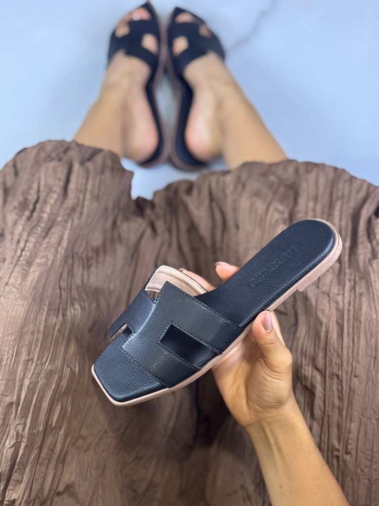 Sandalia Hermes Negro 