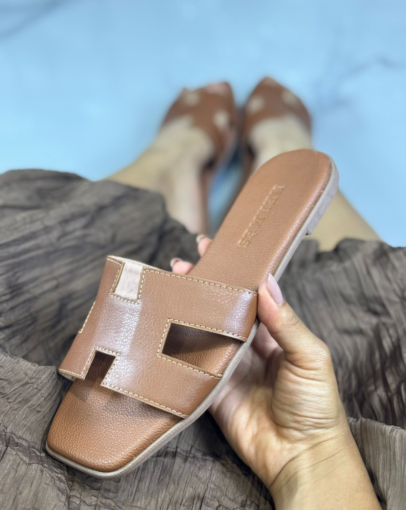 Sandalia Hermes Cafe