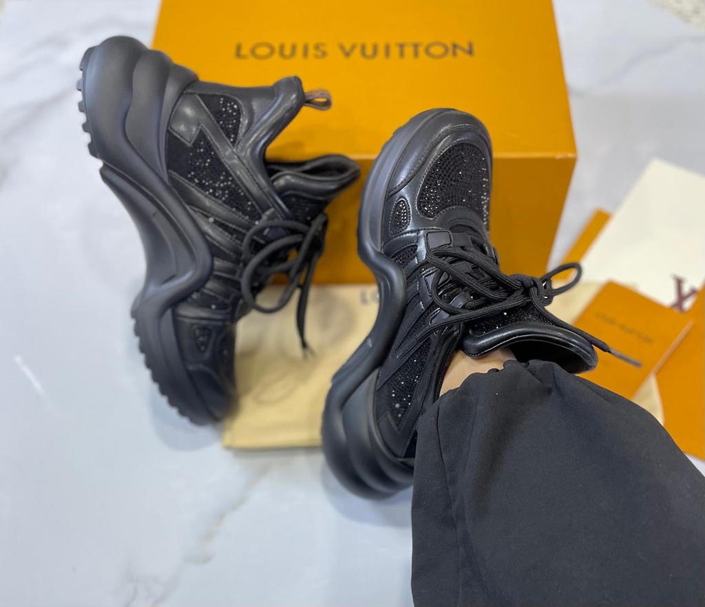 Louis Vuitton Archlight Negro Piedras