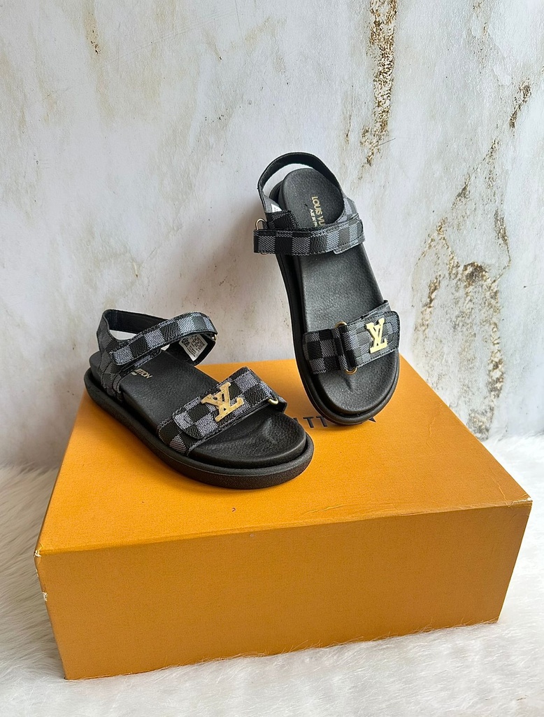 Sandalia Louis Vuitton Cuadro Negro