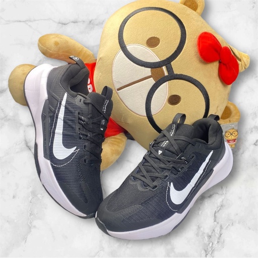 Nike Jupiter Negro Blanco NK729