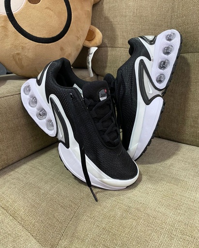 Nike DN Blanco Negro Chulo Blanco NK590-1