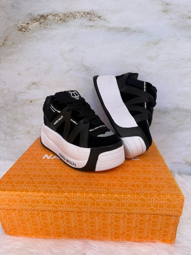 Naked Wolfe Plataforma Cordon Negro
