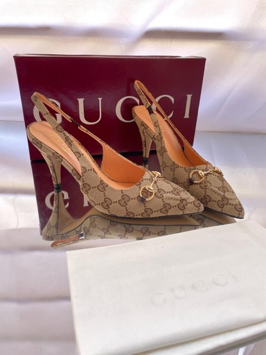 Tacon Gucci Cafe