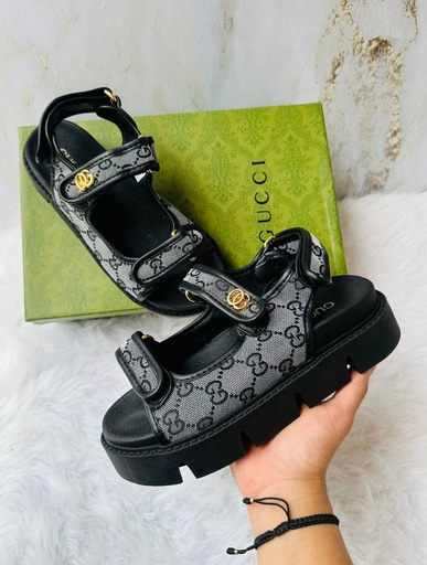 Sandalia Gucci Negro Gris Correa