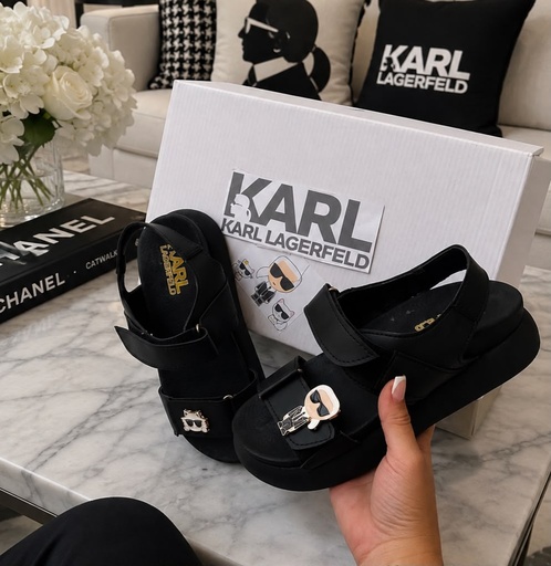 Sandalia Karl Lagerfeld Negro Hebilla 