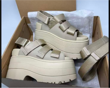 UGG Golden Rise Beige