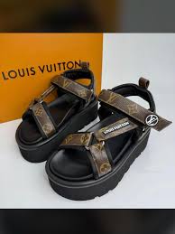 Louis Vuitton Nevada Cafe