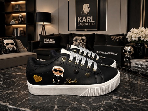 Karl Lagerfeld Negro Figuras 6